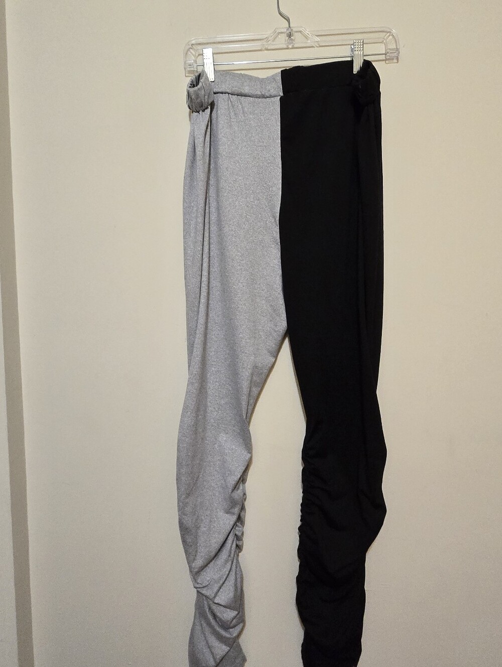Two-Tone Black and Light Gray Ruched Leggings Size 3x